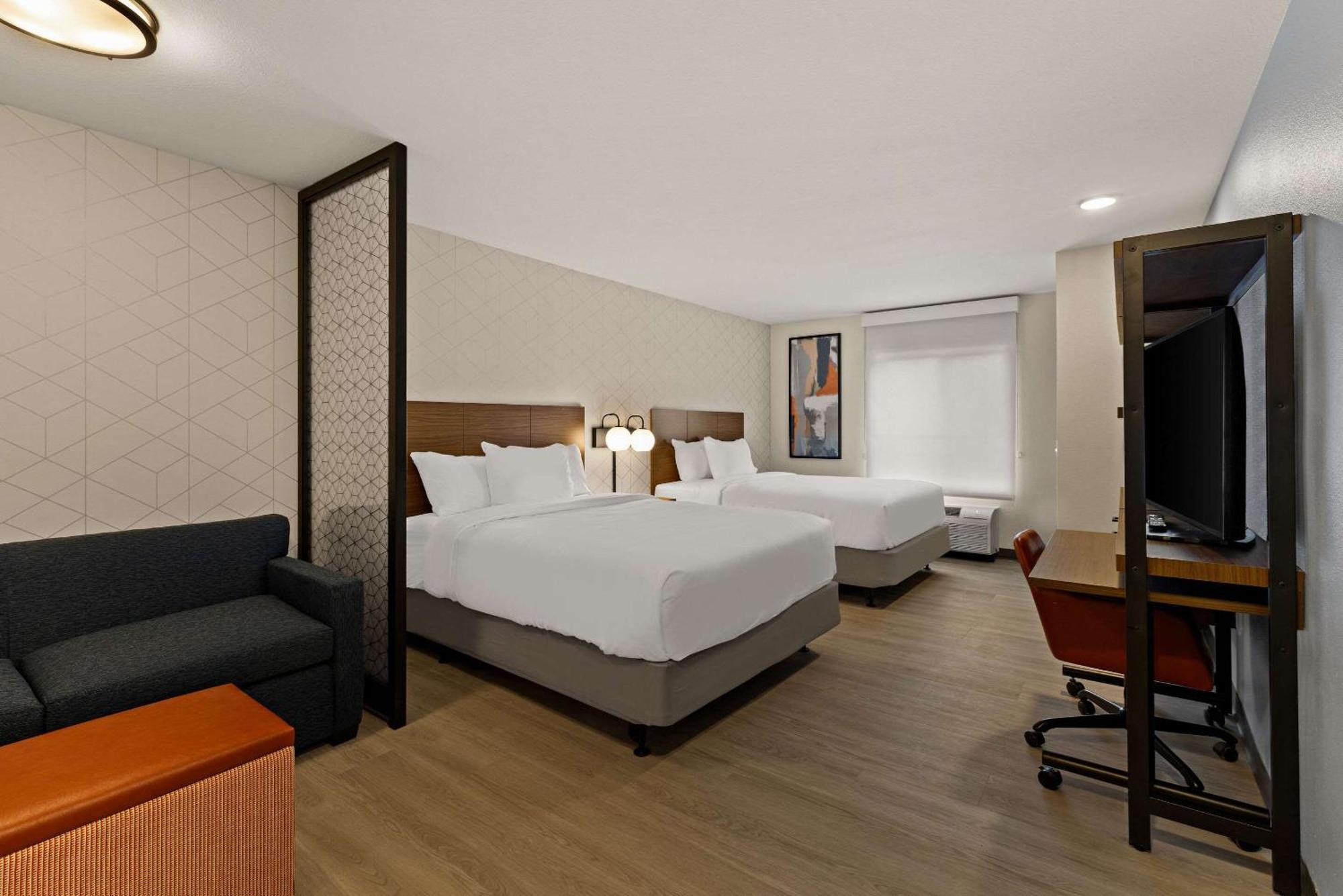 Everhome Suites 蒂梅丘拉 外观 照片