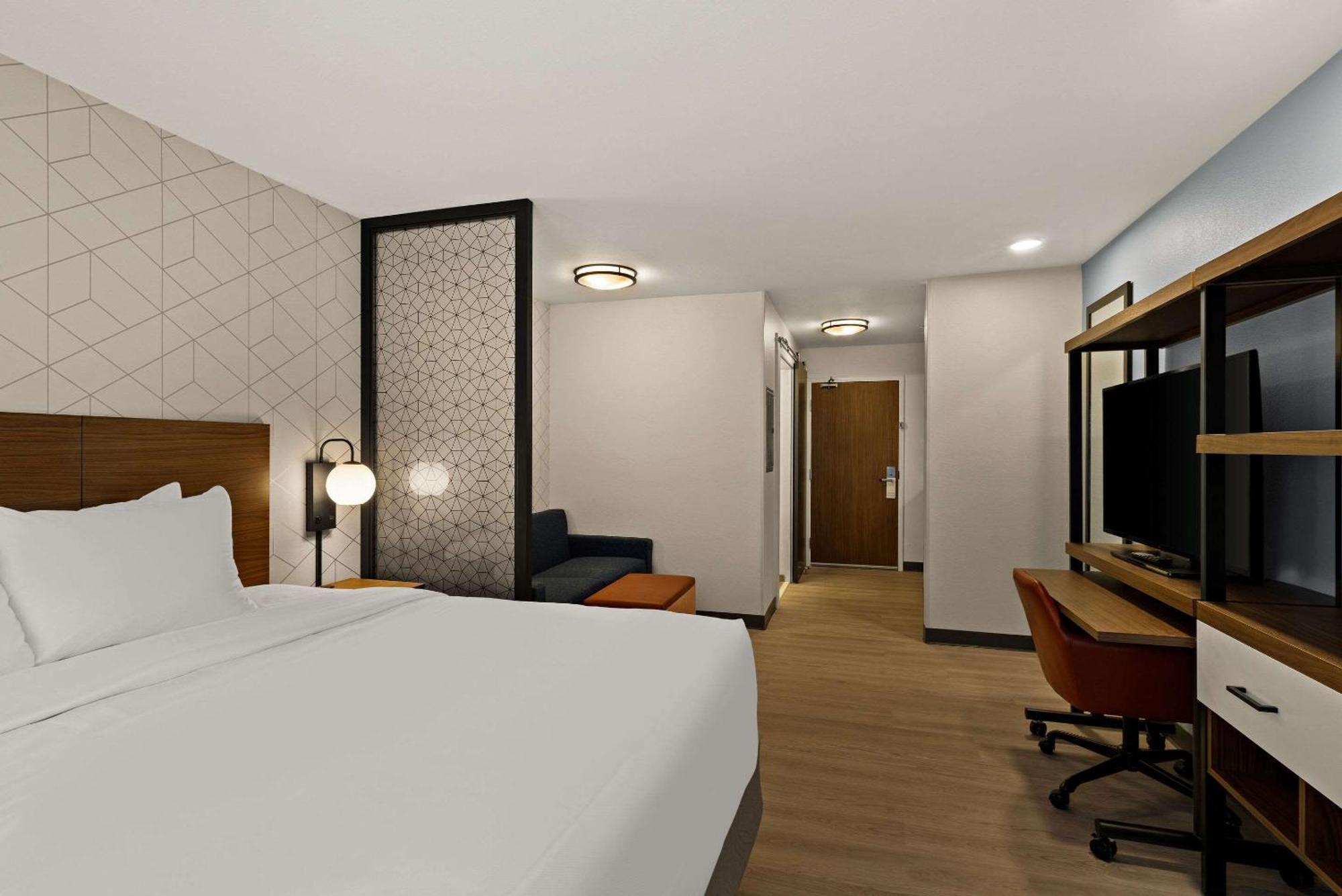 Everhome Suites 蒂梅丘拉 外观 照片